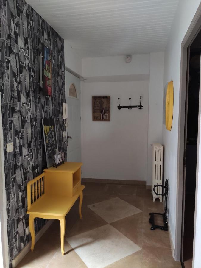 Locn'Roll Apartment Semur-en-Auxois Exterior foto